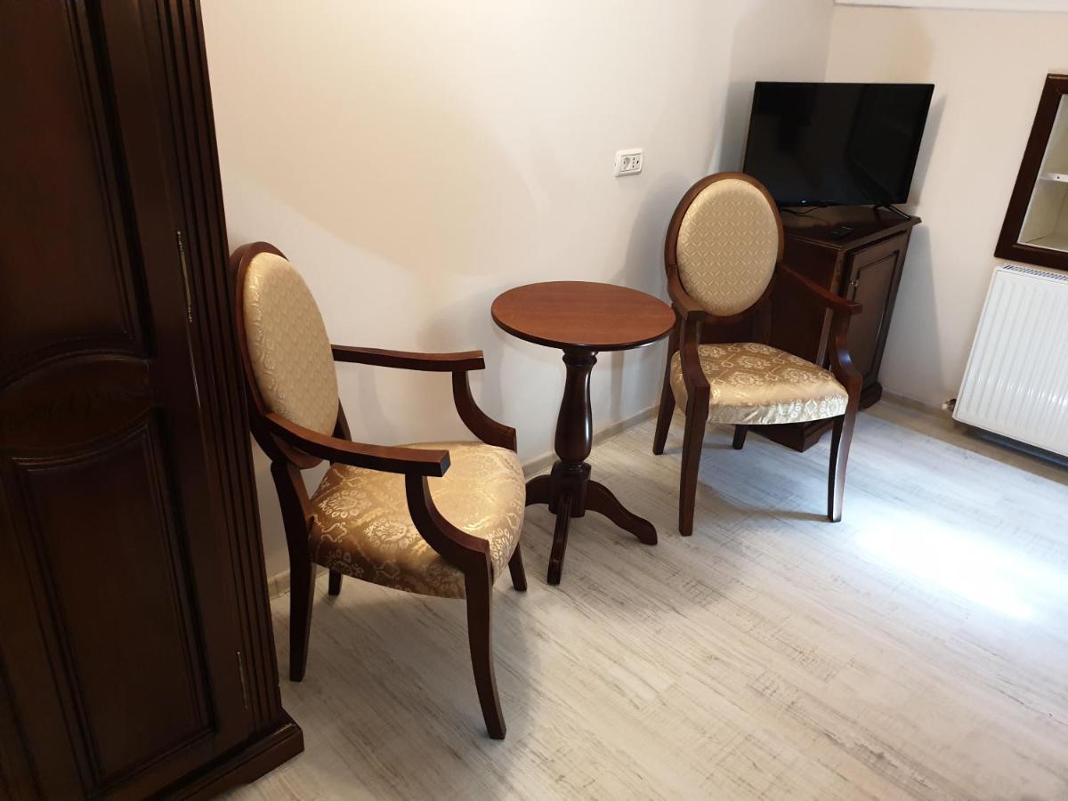 Vila Tisa Tismana Room photo